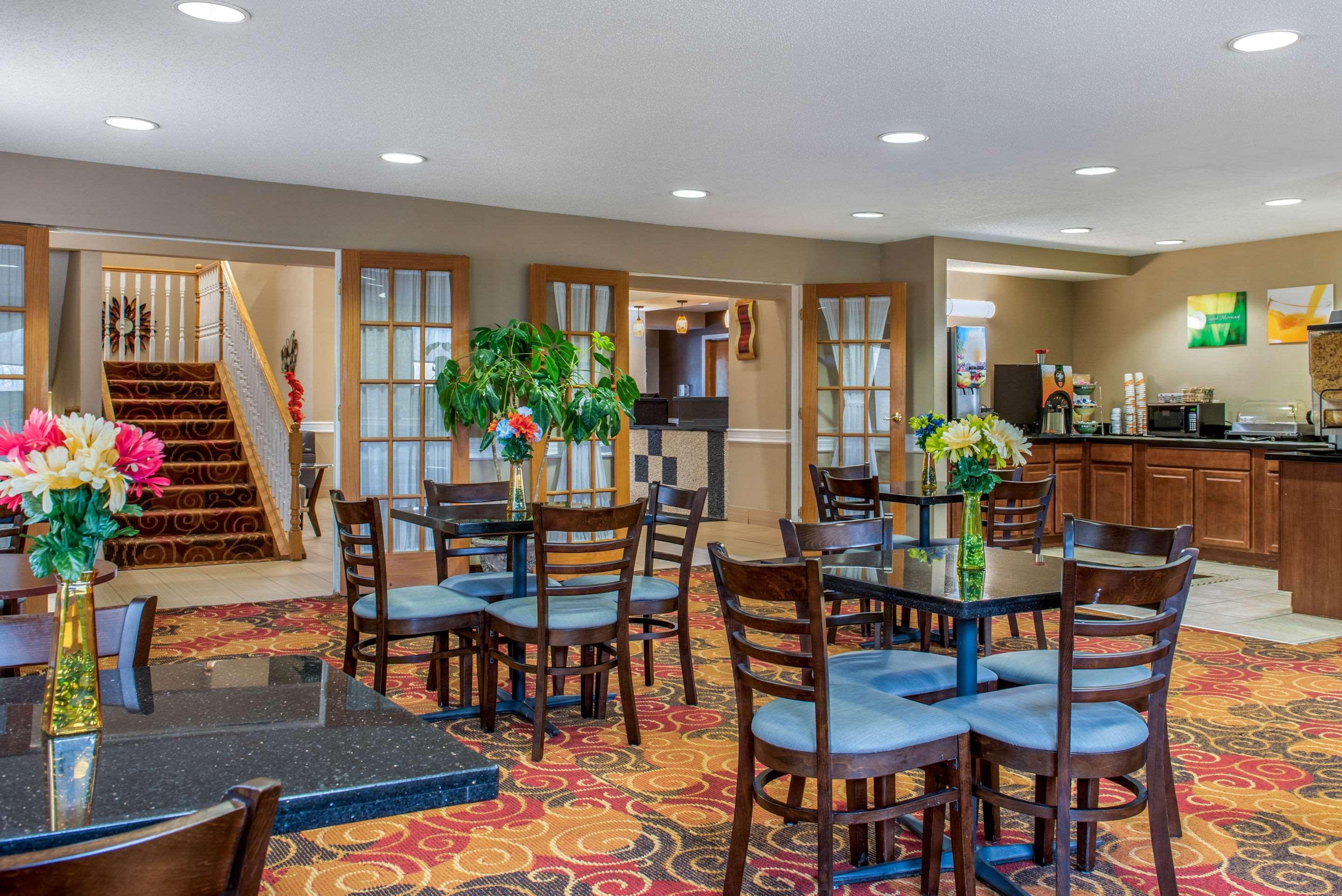 Quality Inn Bloomington Near University Екстериор снимка