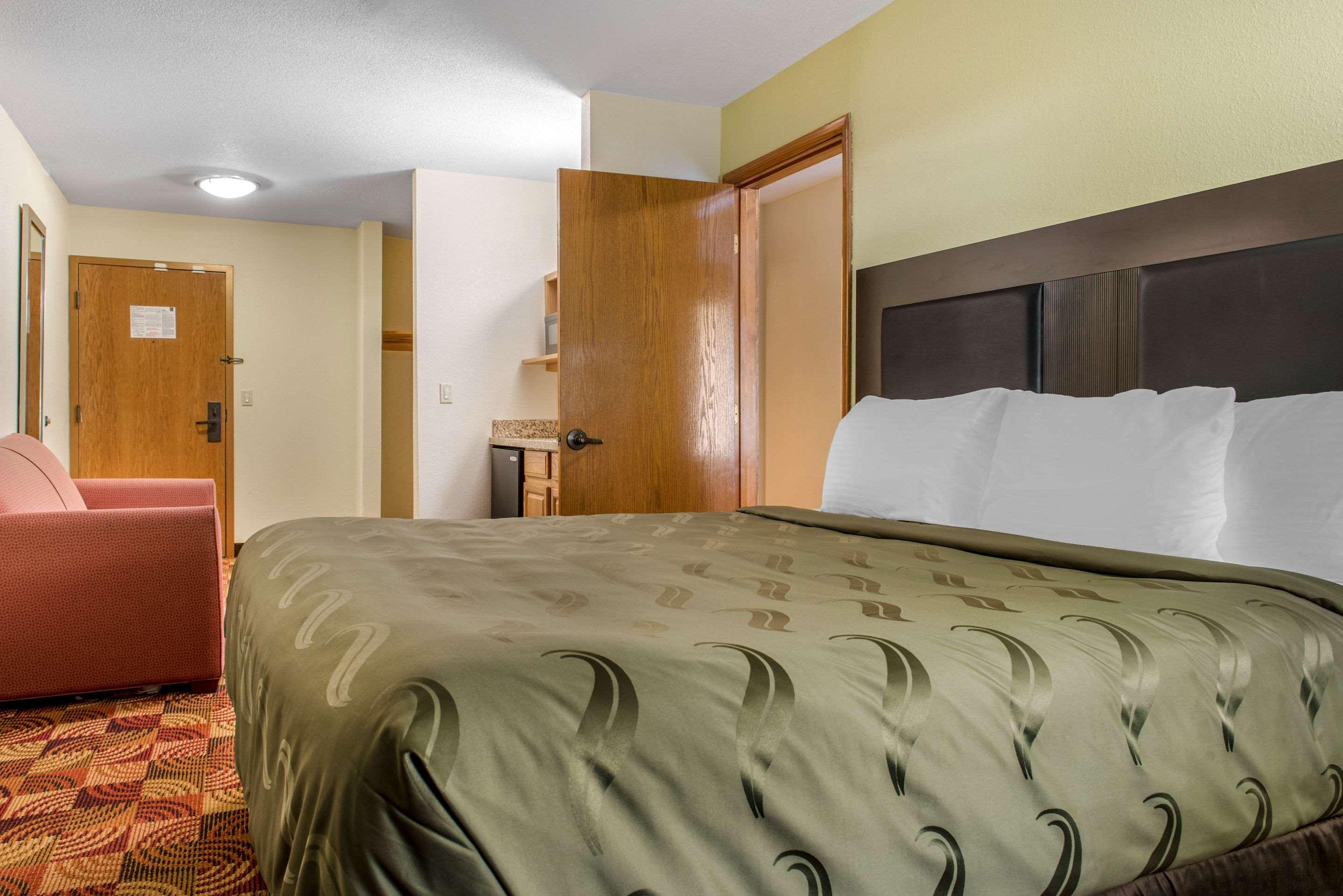 Quality Inn Bloomington Near University Екстериор снимка